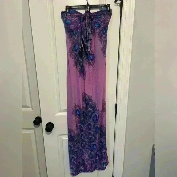 Global Fashion Inc size XL Keyhole Peacock Sundress Maxi Dress Juniors 🦚 NWT - Picture 1 of 8
